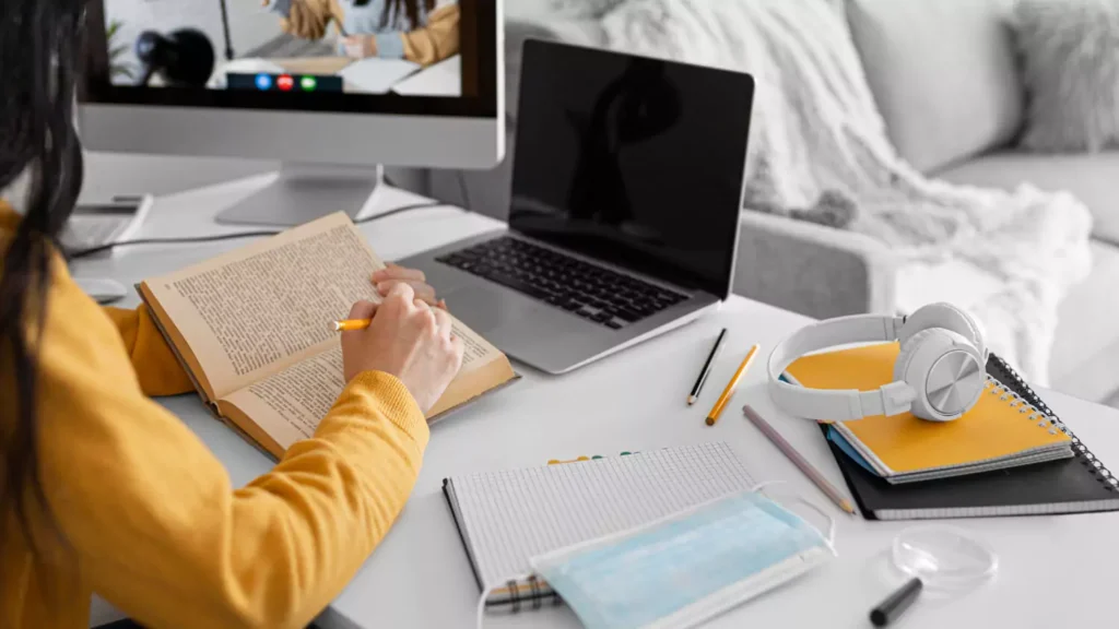 Student getting cheap assignment help in UK from expert writer